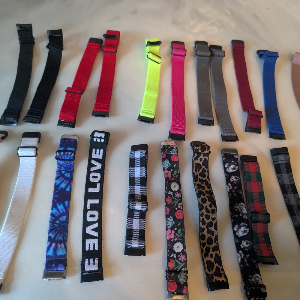 21 Piece Fitbit Charge 5 Wristband Set